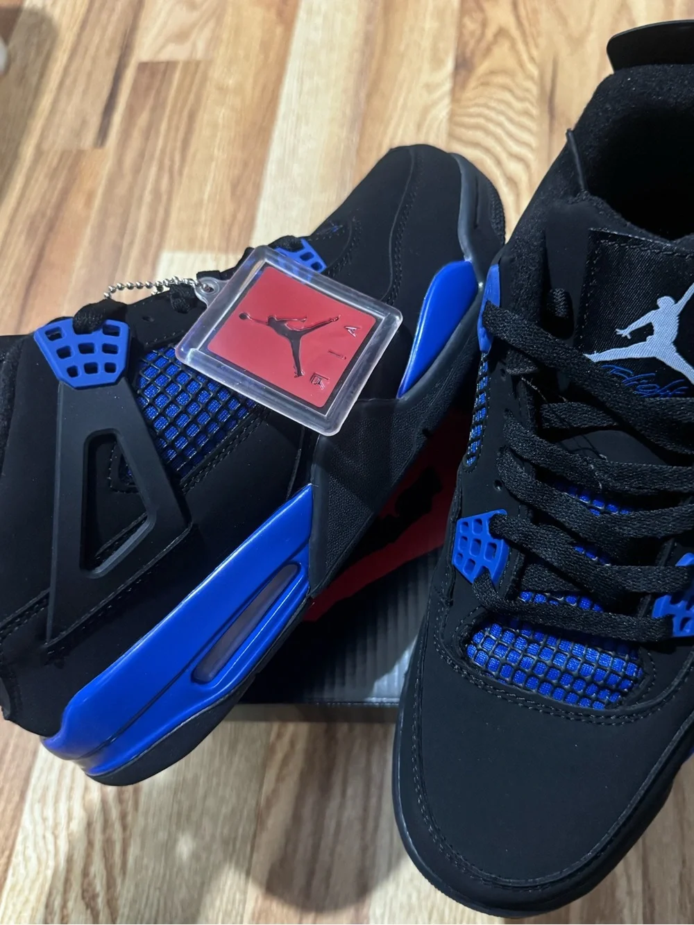 Jordan Men's Black and Royal Blue Retro Sneakers
